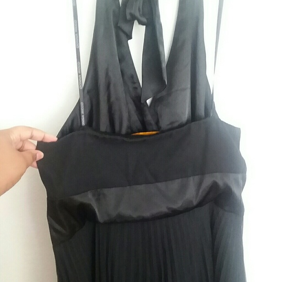 Pleated Formal Dress - Picture 4 of 8